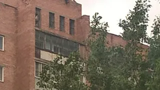 Перед грозой рязанские подростки вышли на крышу многоэтажки