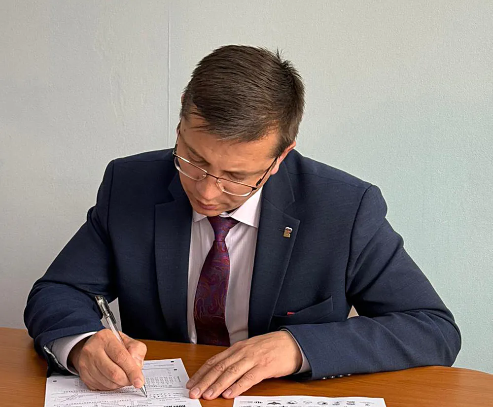 Глава Канаша ушел в отставку после скандала с замерзающим домом