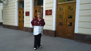 В Брянске жительница сгоревшего дома просит помощи у депутатов