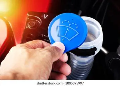 Роспотребнадзор рассказал, как выбирать правильные «незамерзайки» для вашего авто