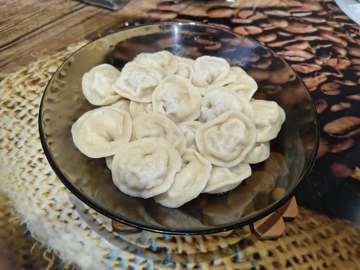 Можно смело брать – в начинке только чистейшее мясо и специи: Роскачество назвало лучшие марки пельменей