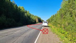 В одном из районов Коми водитель иномарки отправил машину в кювет