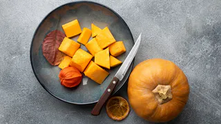 Чем дольше, тем лучше: шеф-повар ресторана поделился своим рецептом идеальной пшенной каши с тыквой