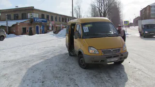 Маршрутка попала в аварию – водитель отказался вернуть деньги за проезд