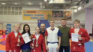 Самбисты Коми завоевали семь высших наград на турнире Северо-Запада