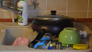 Назван лучший способ избавиться от засора сифона