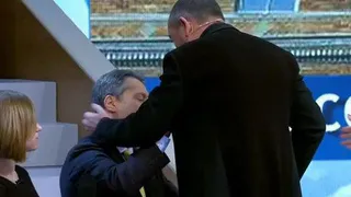 Популярному телеведущему в драке сломали нос