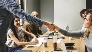 Конфуций дал четкий ответ, как распознать предателя в окружении своих друзей - честно до жути