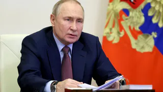 Путин лично рассказал, чем российская пенсионная реформа лучше французской