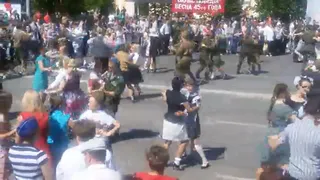 На площади Ленина прошло празднование Дня Победы (видео)