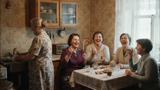 Почему нельзя убирать и мыть посуду в гостях - запомните раз и навсегда