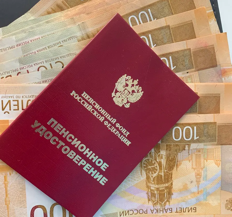 Приятный сюрприз к Новому году: пенсионеры получат больше денег уже в декабре