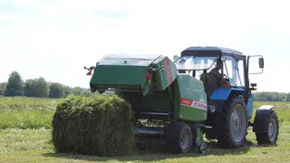 Аграрии Коми успешно завершают летнюю кормозаготовку: отстает только Север