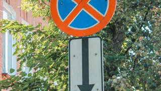 На одной из улиц в Канищеве запретят парковаться