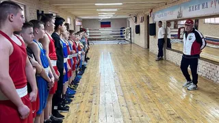 Мастер спорта СССР посетил воспитанников школы бокса в Судогодском районе