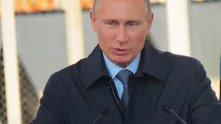 “Это наша память и гордость”: Владимир Путин обратился к россиянам на День Победы
