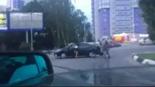 На Московском иномарка сбила мотоциклиста