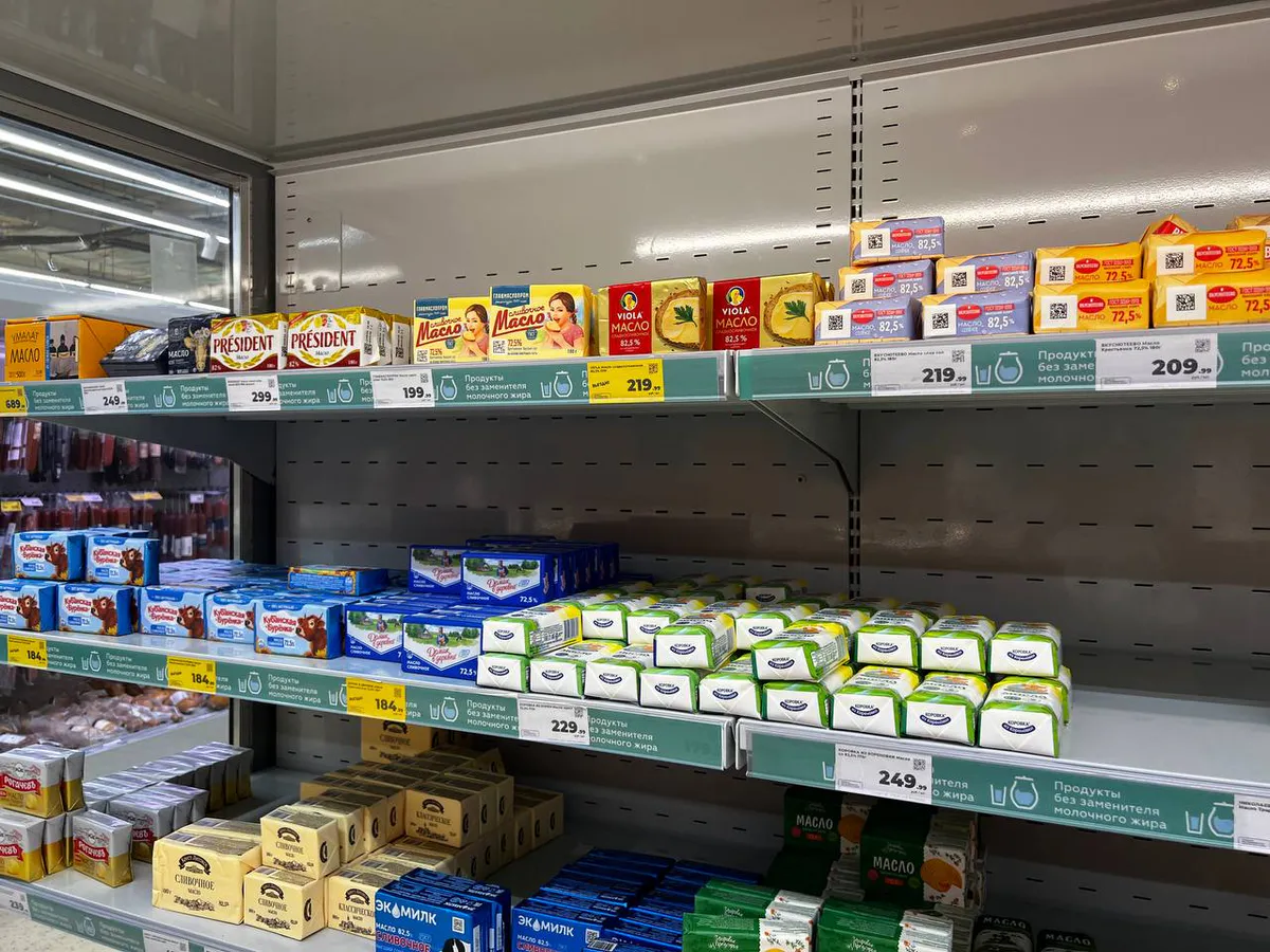 "Золотая бумажка": зачем хитрые хозяйки не выбрасывают обертку от масла — результат поразит