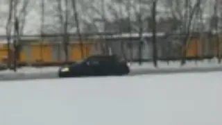 Задним ходом: в Рязани водитель объехал пробку по встречной полосе