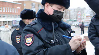 В Ухте полицейским попался мужчина, который спрятал во рту наркотики