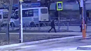 Появилось видео о том, как "ГАЗель" сбила школьника на пешеходном переходе