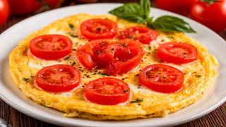 Нарезаем лаваш соломкой — и вкуснятина на завтрак готова: быстрый и простой рецепт