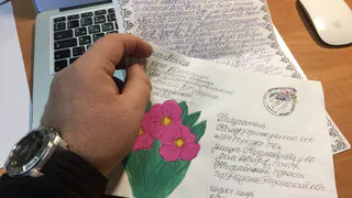 "Люди в белых халатах, низко поклониться вам хотим!" - пациенты ОКБ поблагодарили врачей