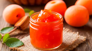 Врач объявил, какое варенье считается самым полезным