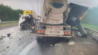В Рязанской области цементовоз влетел в грузовик