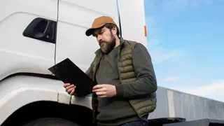 Во Владимирской области мигрантам ограничили доступ к ряду работ