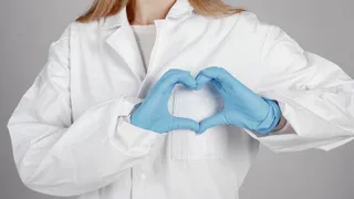 Поздравление Губернатора А.А.Авдеева с Днём медицинского работника