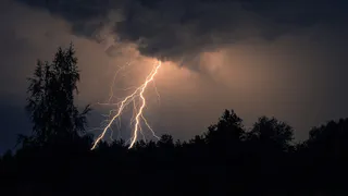 В Рязанской области 3 июня 2022 года выпустили метеопредупреждение из-за грозы и града