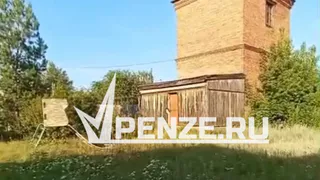 «Без слез не взглянешь!»: жители поселка Верхозим отстаивают права на благоустройство единственной детской площадки