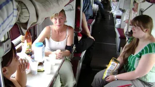 "Вышвырнут" сразу из вагона, даже если есть билет: РЖД придумали хитроумную ловушку на дальних поездах