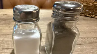 Проверяю старинные пропорции соли для квашеной капусты. 7 частых ошибок уже не портят заготовки - хрустим вкуснятиной всей семьей