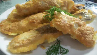 Правильно готовим речную рыбу к жарке