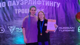 Спортсменки из Коми вернулись с турнира по пауэрлифтингу с двумя наградами