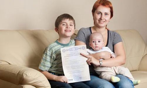 Нижнекамские мамочки смогут получать маткапитал еще три года