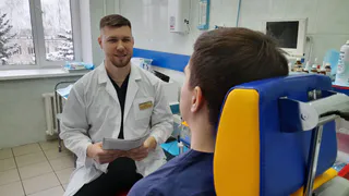 17-летний парень сломал челюсть во время катания на коньках