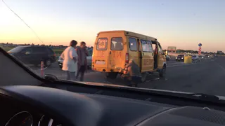 На Солотчинском мосту  столкнулись несколько автомобилей и "Газель", перевозившая детей