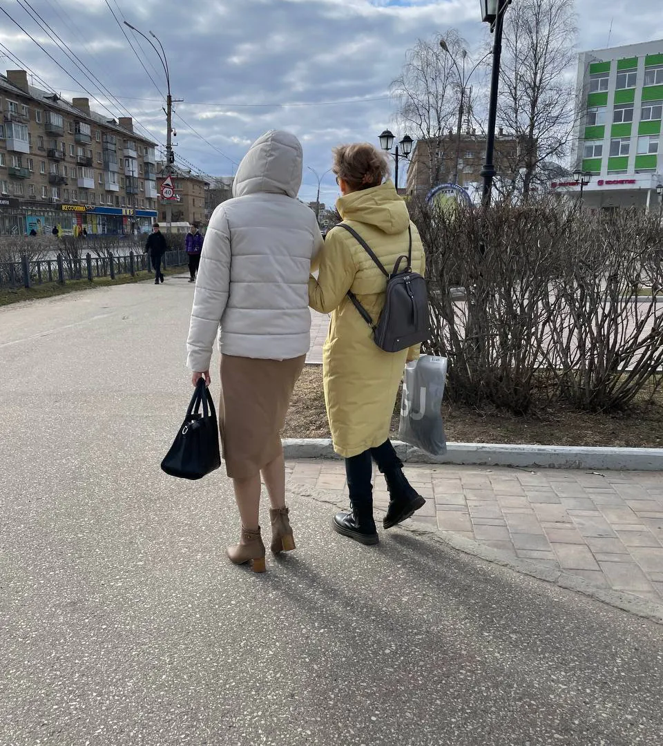 Россияне переходят на новый график из-за ситуации в стране - с этого момента суббота станет рабочим днем