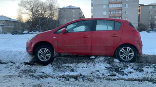 Оседлал сугроб: на улице Высоковольтная произошло ДТП