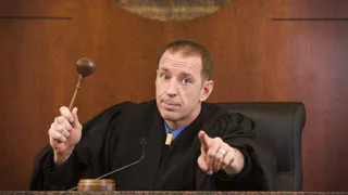 В Новозыбкове Брянской области суд обязал администрацию организовать уличное освещение