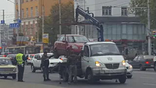 Осторожно! По всему центру Рязани эвакуируют автомобили