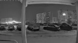 Хулиганы в Набережных Челнах запустили фейерверк прямо в балкон на восьмом этаже

