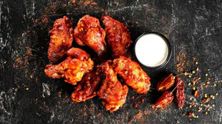 «Мираторг» произвел первые 4 тонны крылышек «Барбекю» к сезону гриль