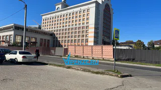 40 лет простоя: долгострой, расположенный в самом сердце Пензы, зарос кленом и несбывшимися надеждами