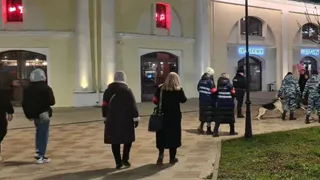 В Рязани с улицы Почтовой 42 человек увезли в полицию на проверку