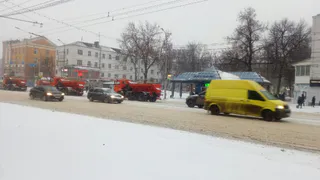 На улицы города вышла снегоуборочная техника