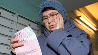 Не платить теперь нельзя. В апрельских квитанциях появится новая строчка за ЖКУ
